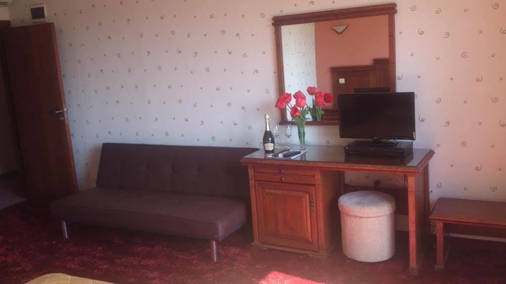 Boliari Hotel Tırnova Dış mekan fotoğraf